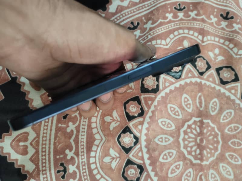 Apple iPhone 15 Pro 1