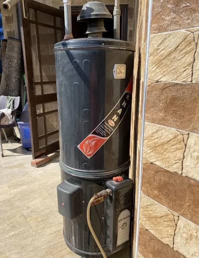 Hybrid Gas & Electric Geyser Medium Size - Excellent Condition