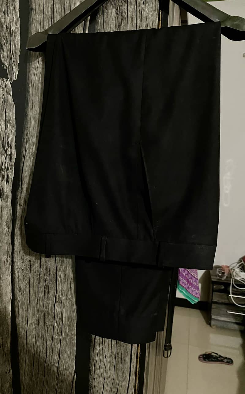 Suit 3pc 0
