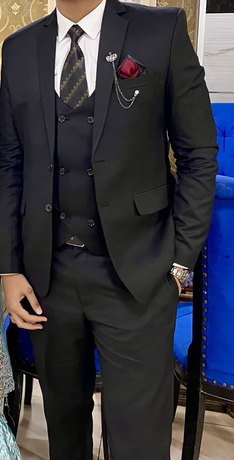 Suit 3pc 8
