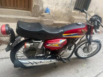 Honda 125 2019 model Good condition Documents clear first bio on spot