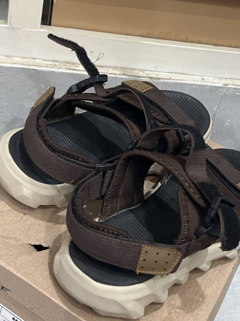 Ndure Sandles 2