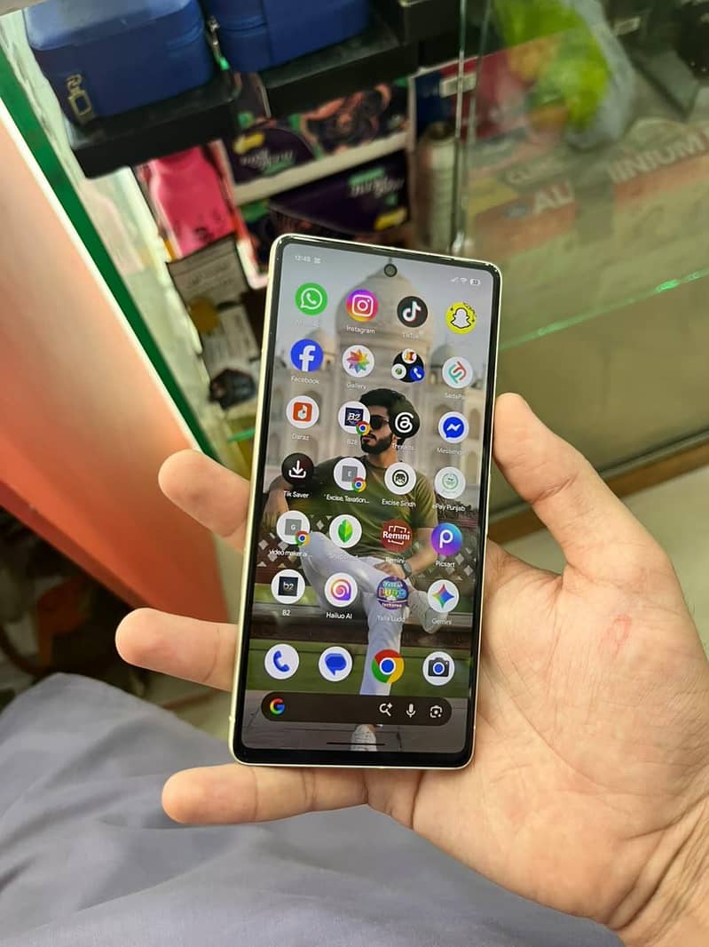 Google Pixel 7 3