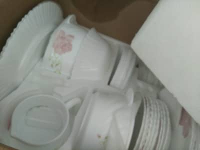 72 piece dinner set for sale brand new