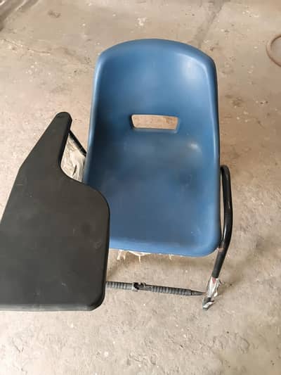 Class riom chair Plastic