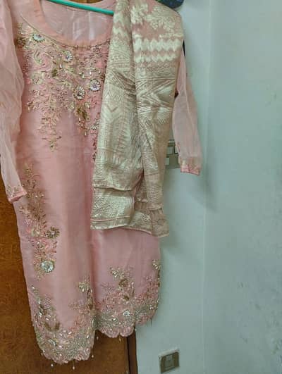handmade embroidery 3 pieces ready to wear new conditions