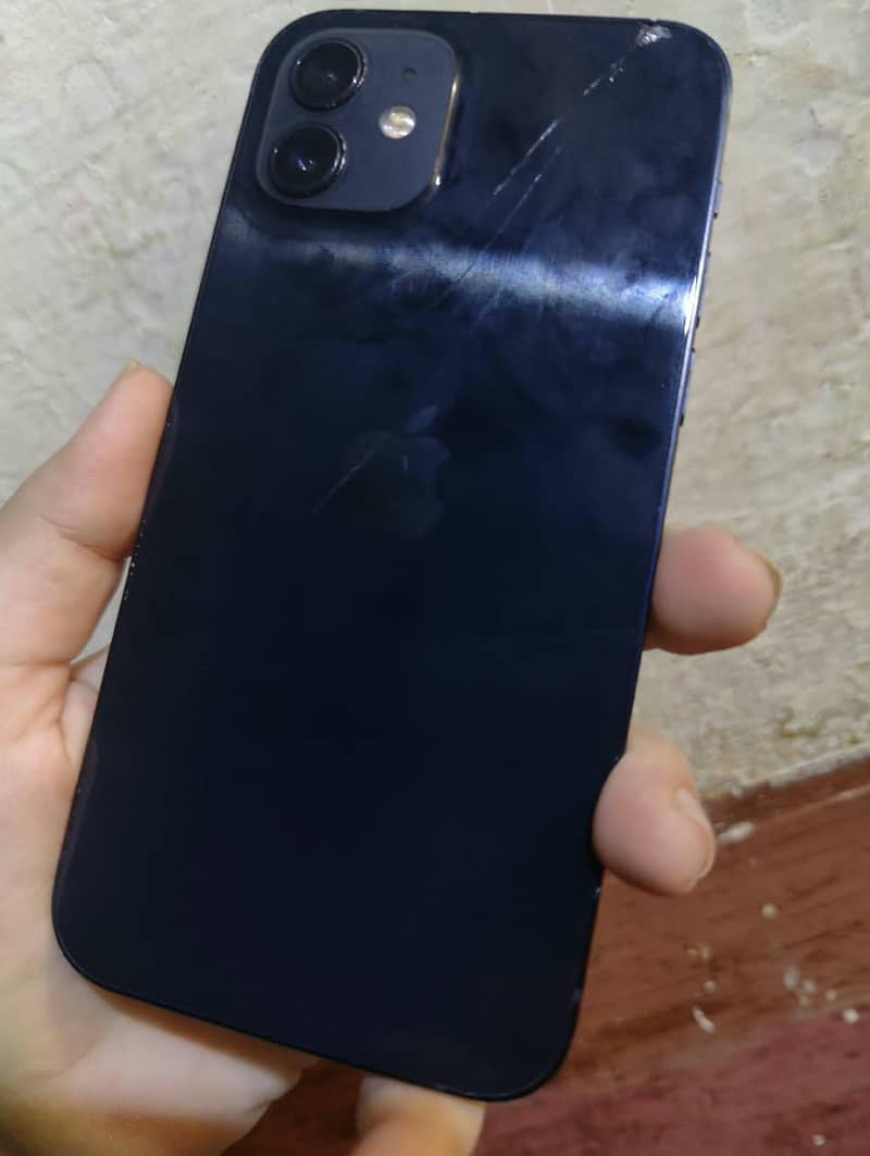 Apple iPhone 12 15