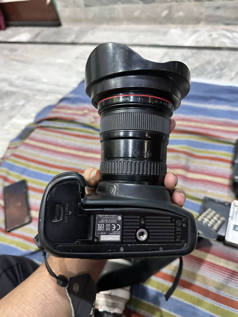 Canon 6d camera full kit 5