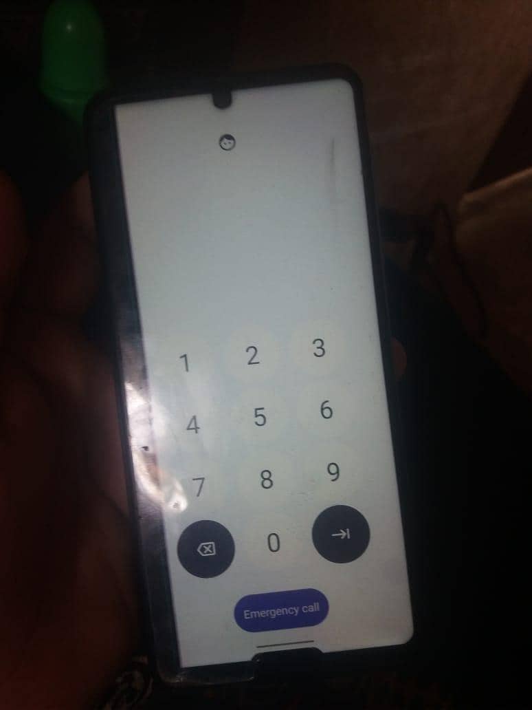 Sharp Aquos R5G 5