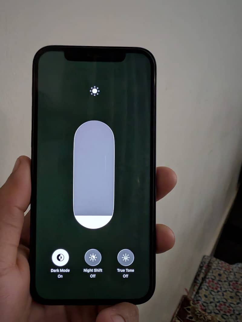 Apple iPhone 12 4