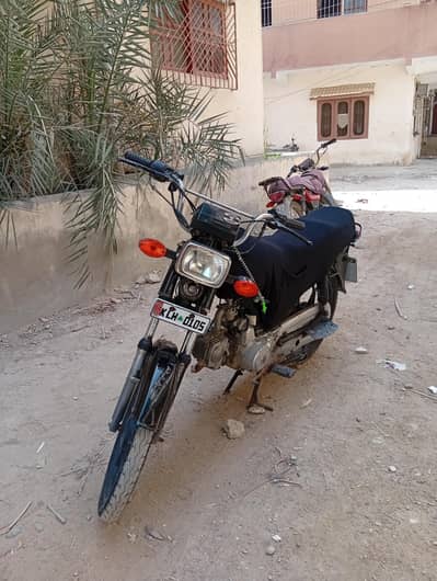 UD100cc 2018