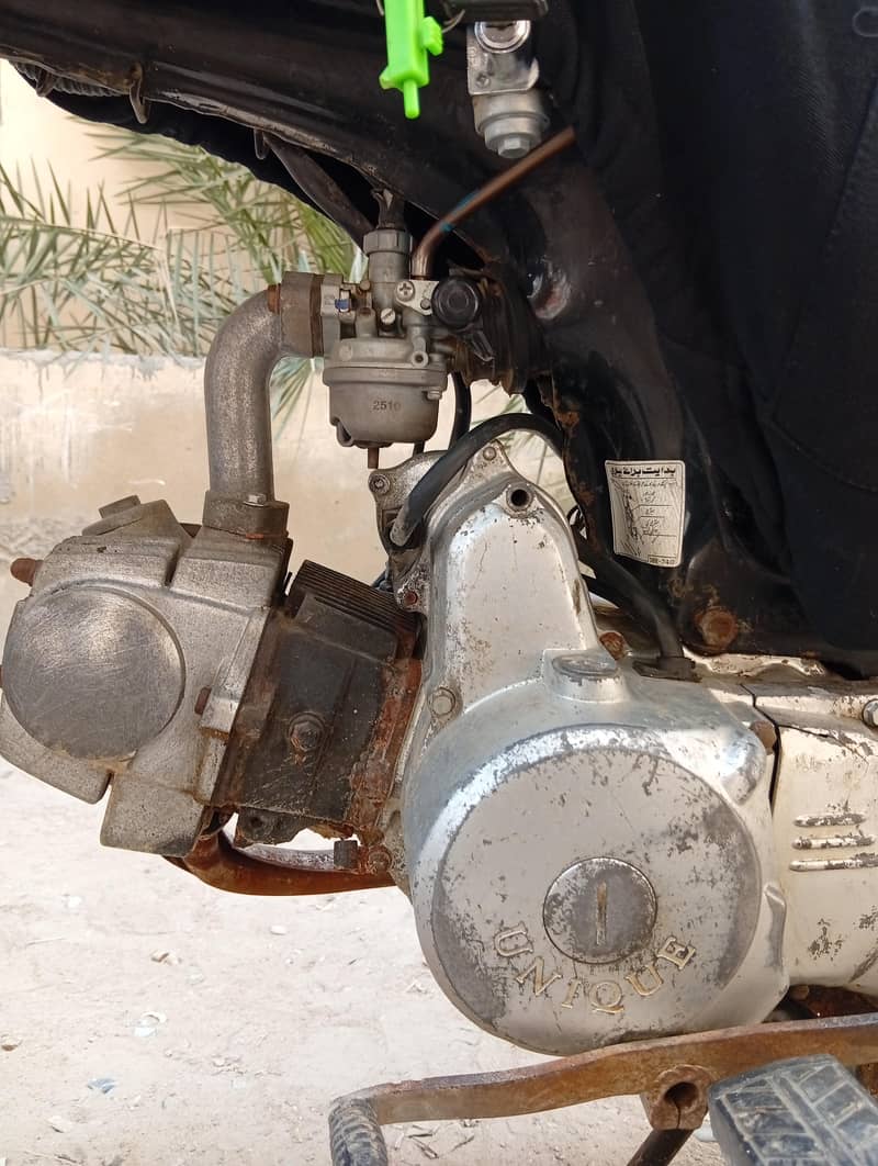 UD100cc 2018 11