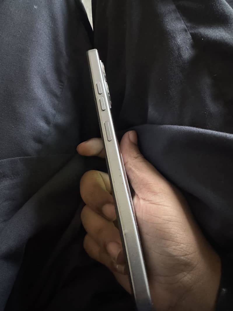 Tecno Spark Go 1