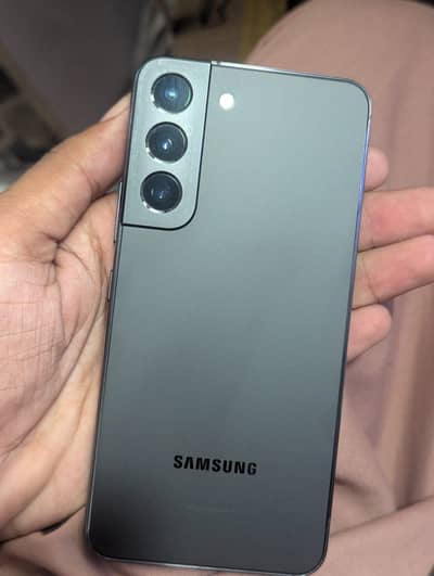Samsung Mobile S22 all ok h sim working h kuch time k liyay8.128