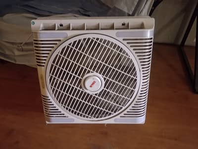 Roof Fans 03 in good condition without remote