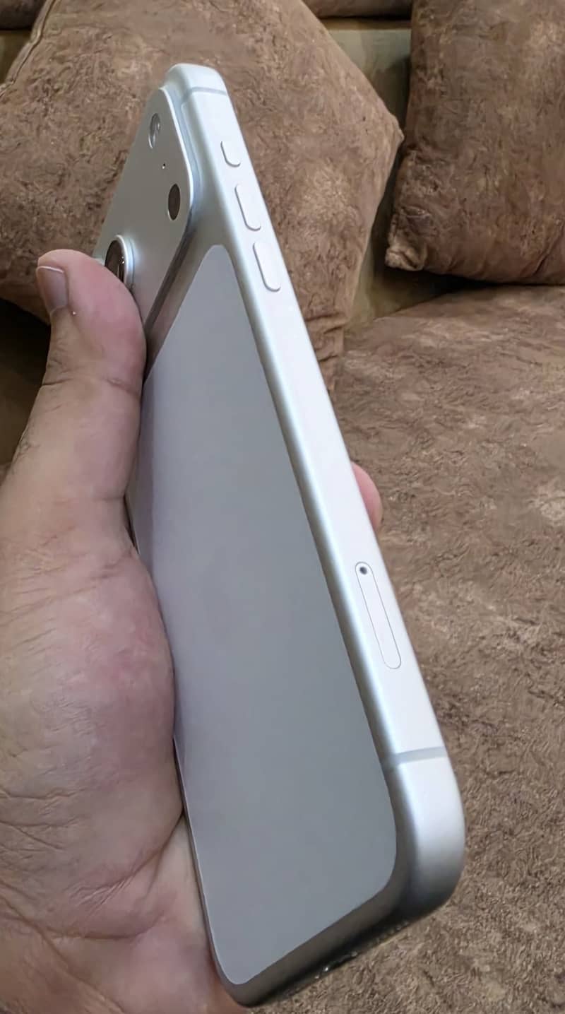 Apple iPhone 17 Pro Max 2
