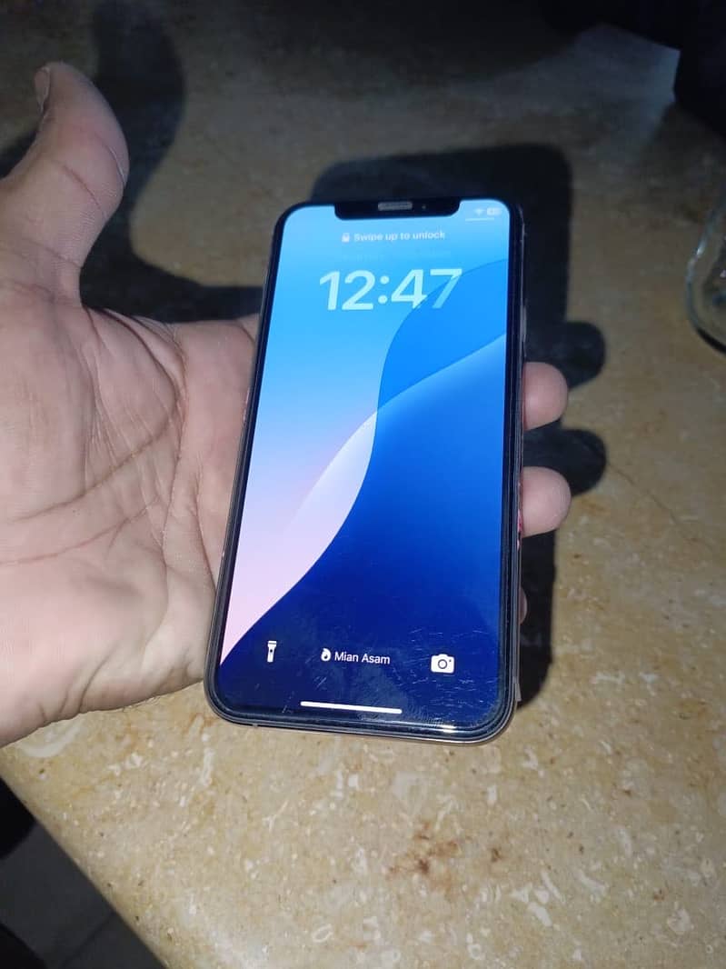 iPhone xs 2
