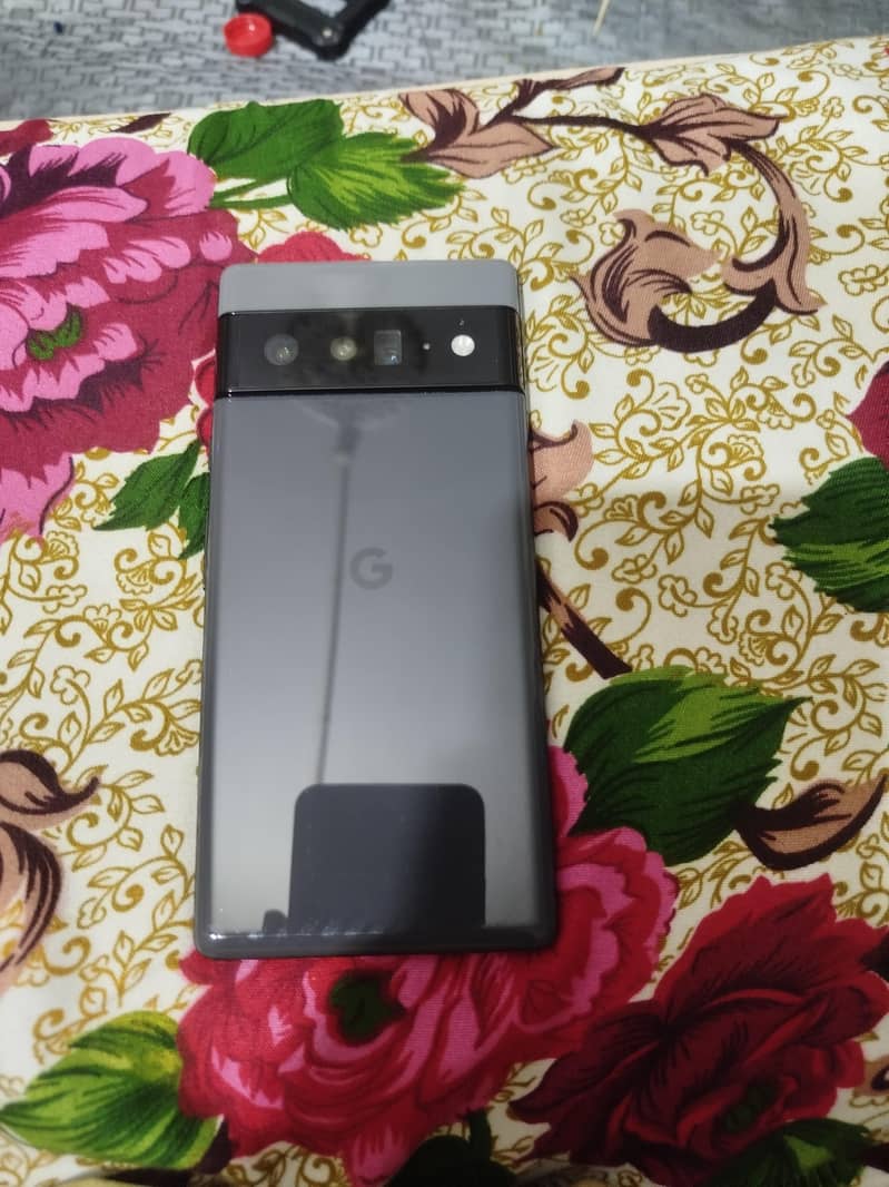 Google Pixel 6 Pro 2