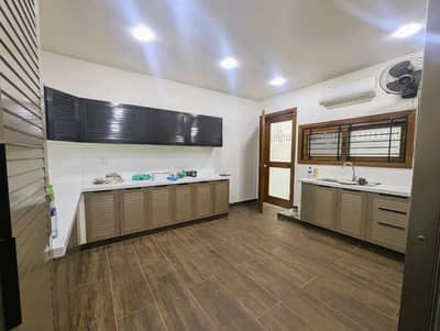 1000sq yards, Banglow, ph 2Ext, Chance Deal, Never Miss Chance. (Anytime Sold)