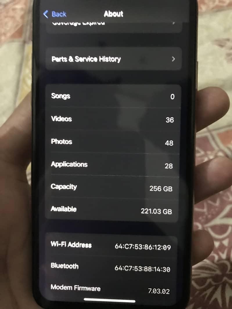 Apple iPhone XS 4