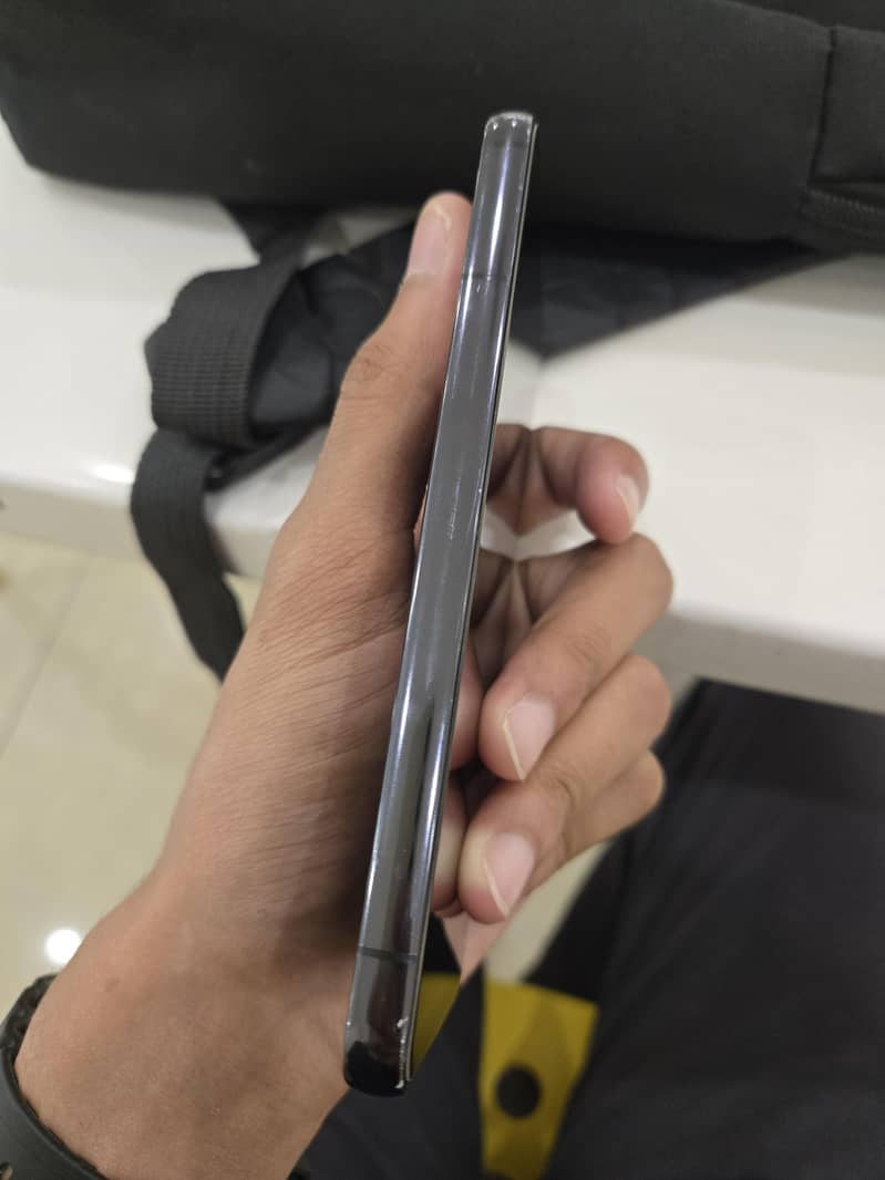 Samsung S22 8