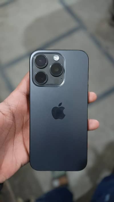 Apple iPhone 15 Pro