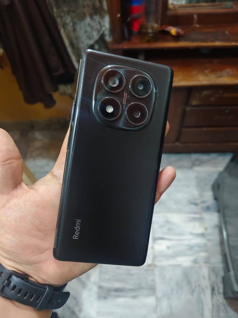 Xiaomi Redmi Note 14 Pro 0