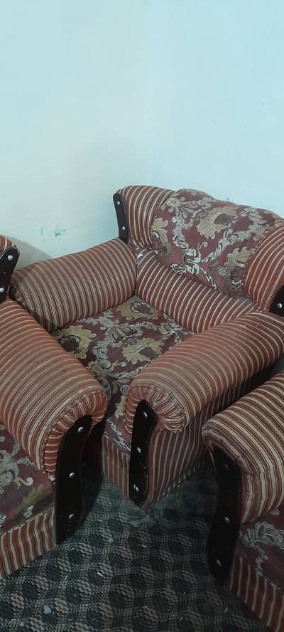 SOFA IN good Condition