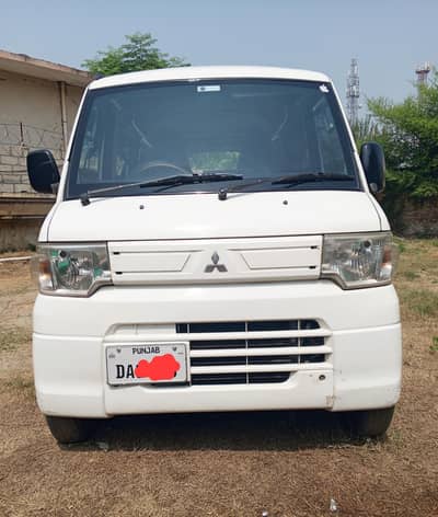 Mitsubishi Minicab 2017 Genuine | 71,000 KM | Excellent Condition