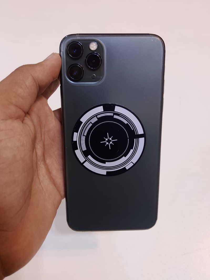 Apple iPhone 11 Pro Max 3