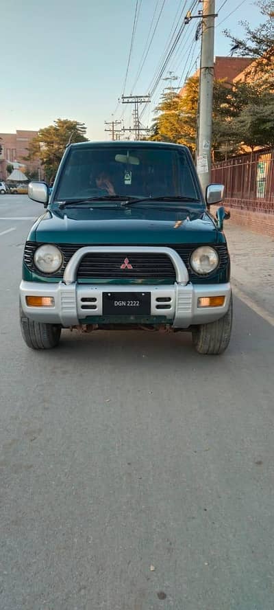 Mini Pajero 1997 Model 2006 Import 4x4