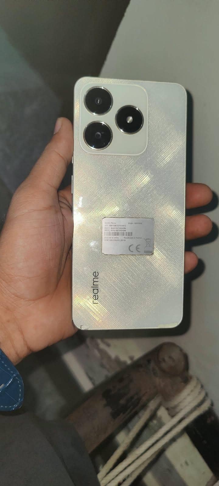 Realme C61 1