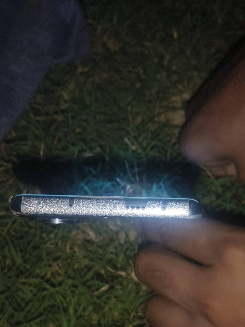 Tecno CAMON 40 Pro 6
