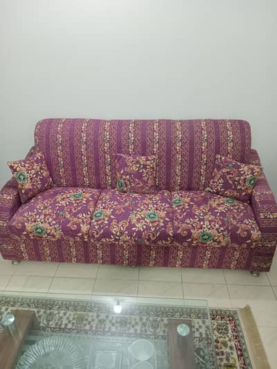 7seater comfortable drawing room sofa set for sale in mint condition
