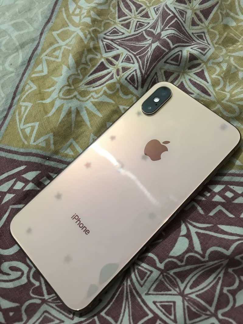 Apple iPhone XS 3