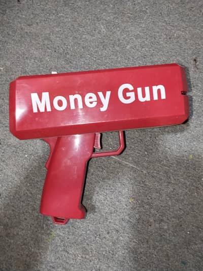 MONEY GUN