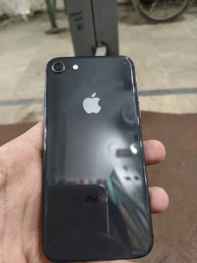 Apple iPhone 8