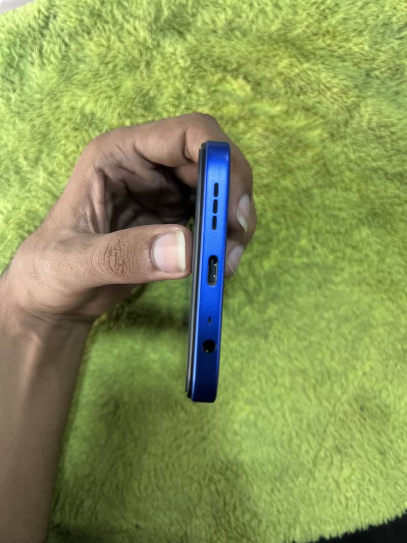 Tecno spark 50 4