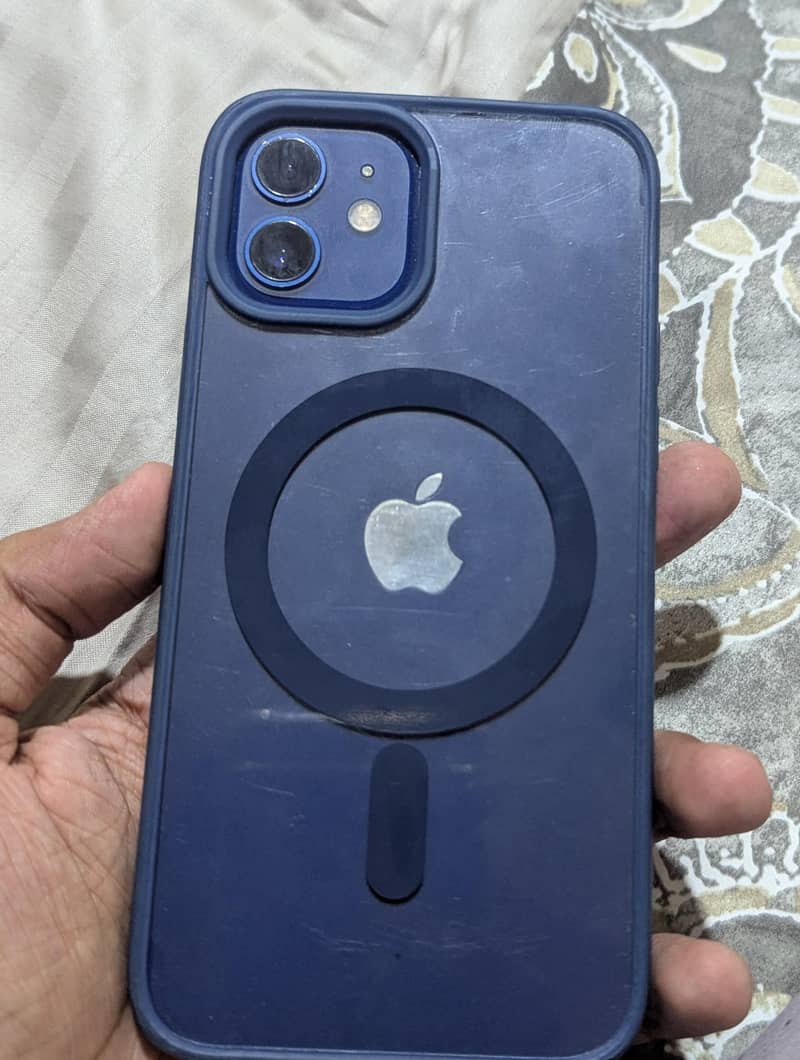 Apple iPhone 12 1