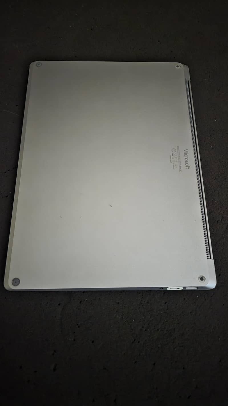 Microsoft Surface Laptop 3 2