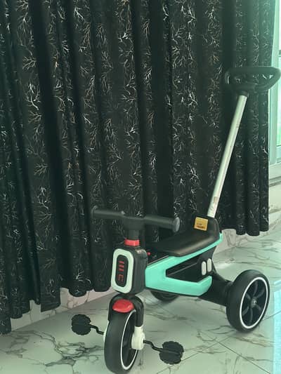 Kids tricycle