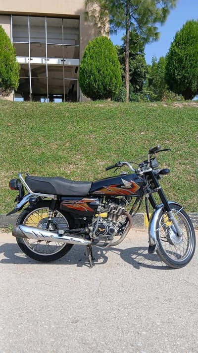 Honda CG 125 | 2021 Model | 10/10 Condition