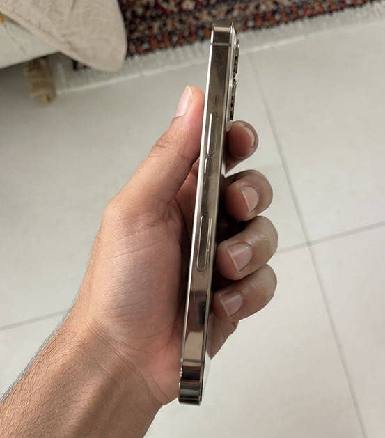 Apple iPhone 13 Pro 3