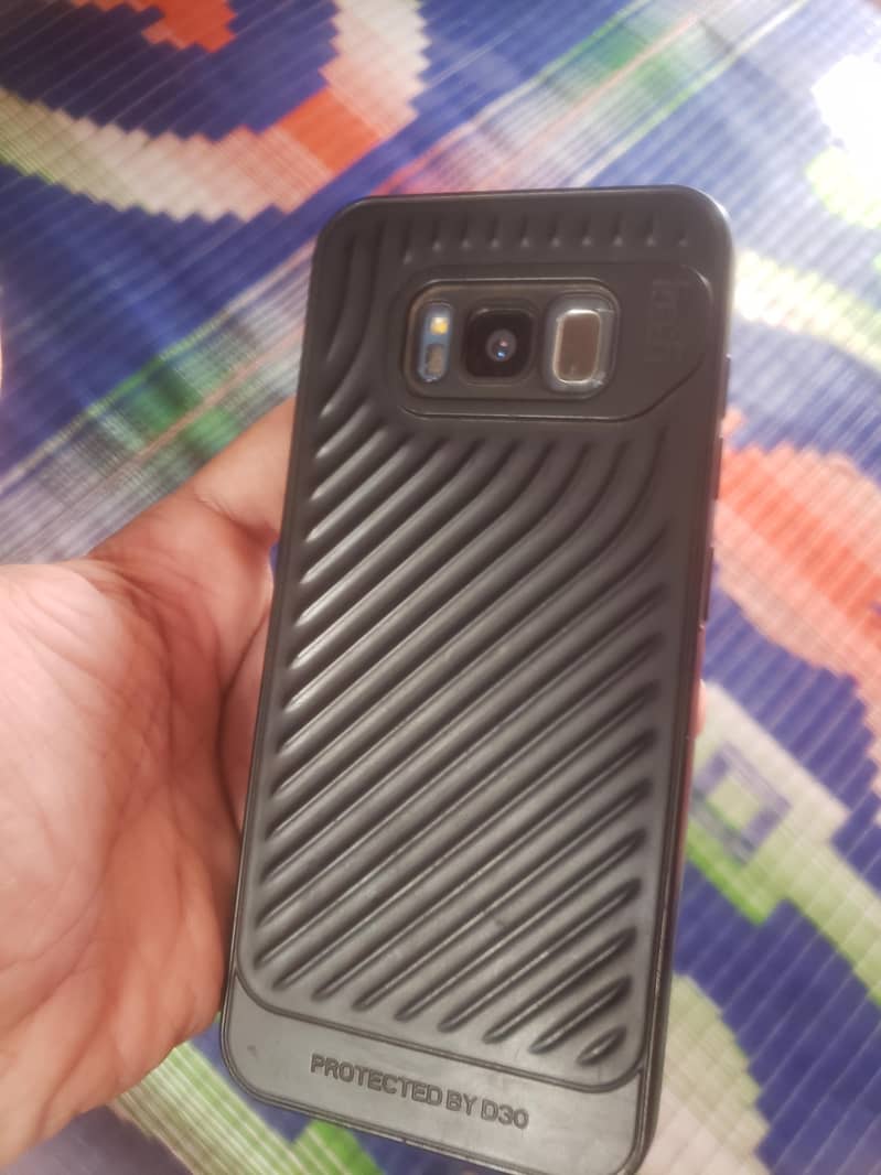 Samsung Mobile S8 4