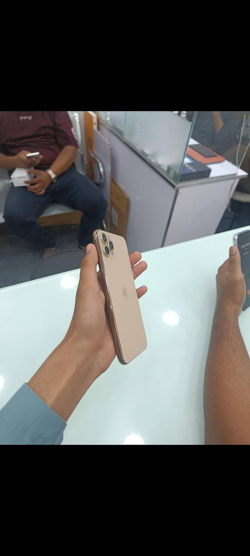 Apple iPhone 11 Pro Max 3