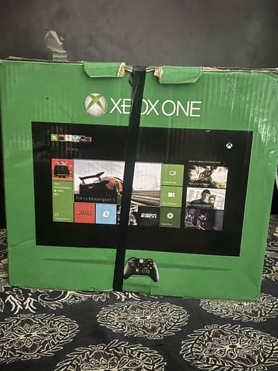 Xbox One 500GB Original With Box & Controller – Excellent Condition