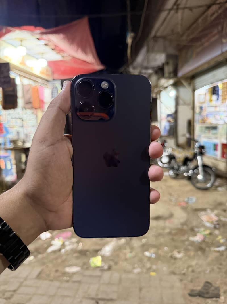 Apple iPhone 14 Pro Max FU 0