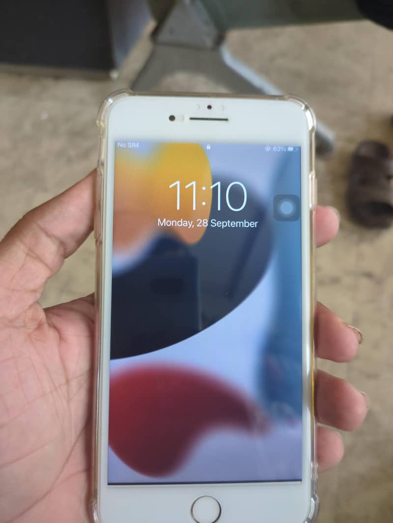 Apple iPhone 7 Plus 0