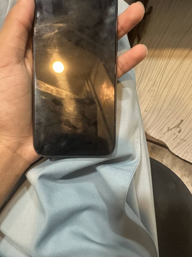 Apple iPhone 11 Pro 1