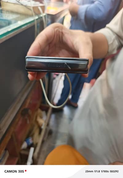Samsung Mobile Z Flip 4